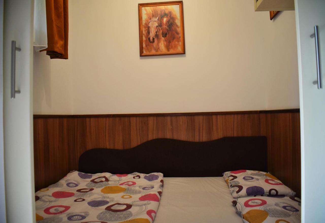 Helikon 32 Apartman Keszthely Exterior photo
